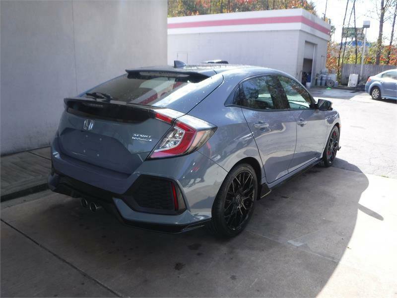Used 2018 Honda Civic Sport Touring image 3