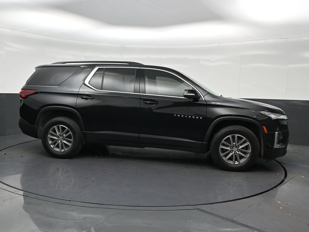 Used 2024 Chevrolet Traverse LT FWD image 7