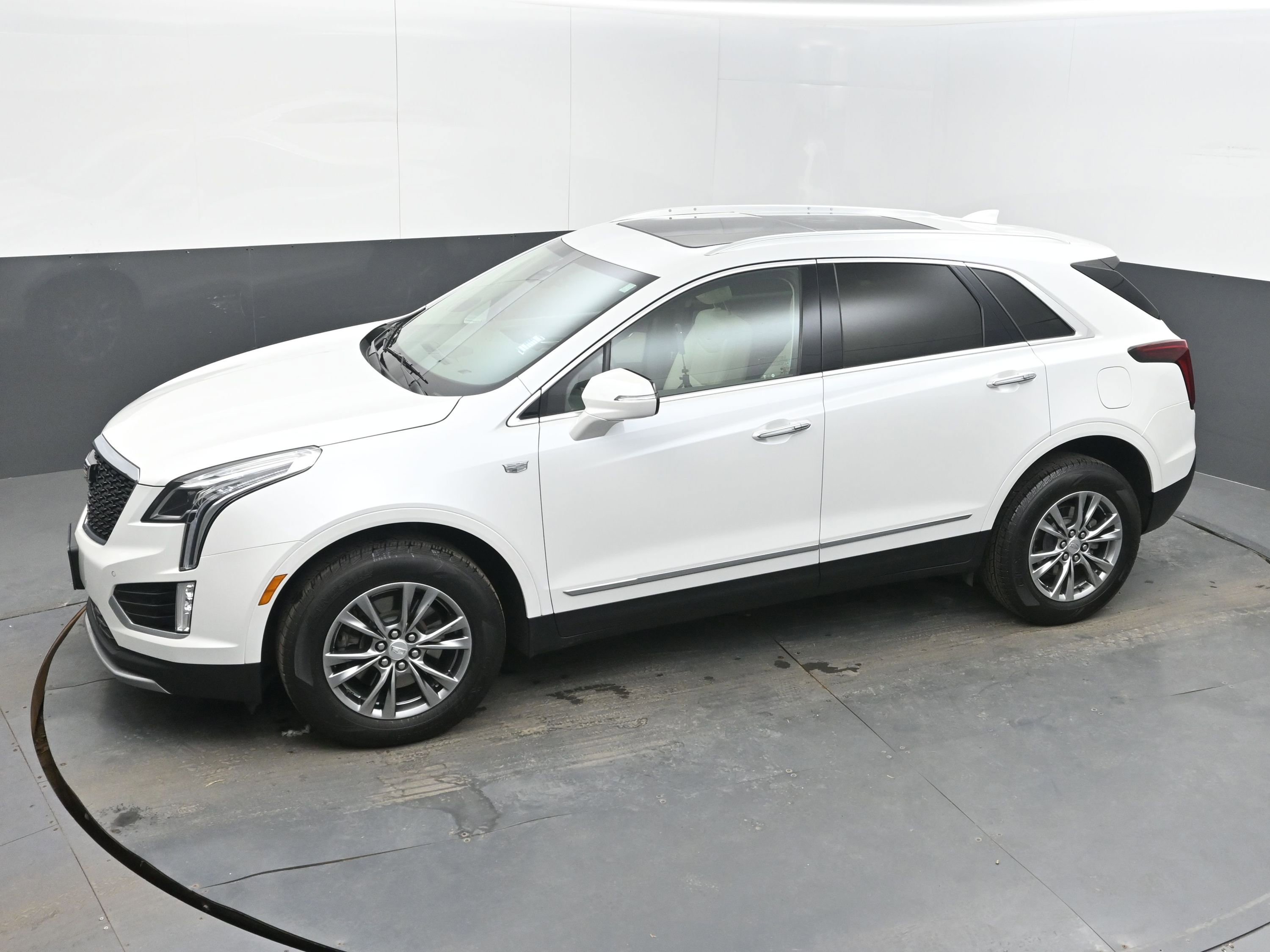 Used 2023 Cadillac XT5 Premium Luxury image 34