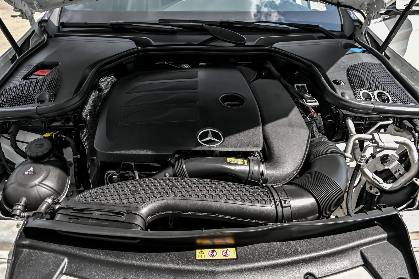 Used 2023 Mercedes-Benz E 350 4MATIC Sedan image 15