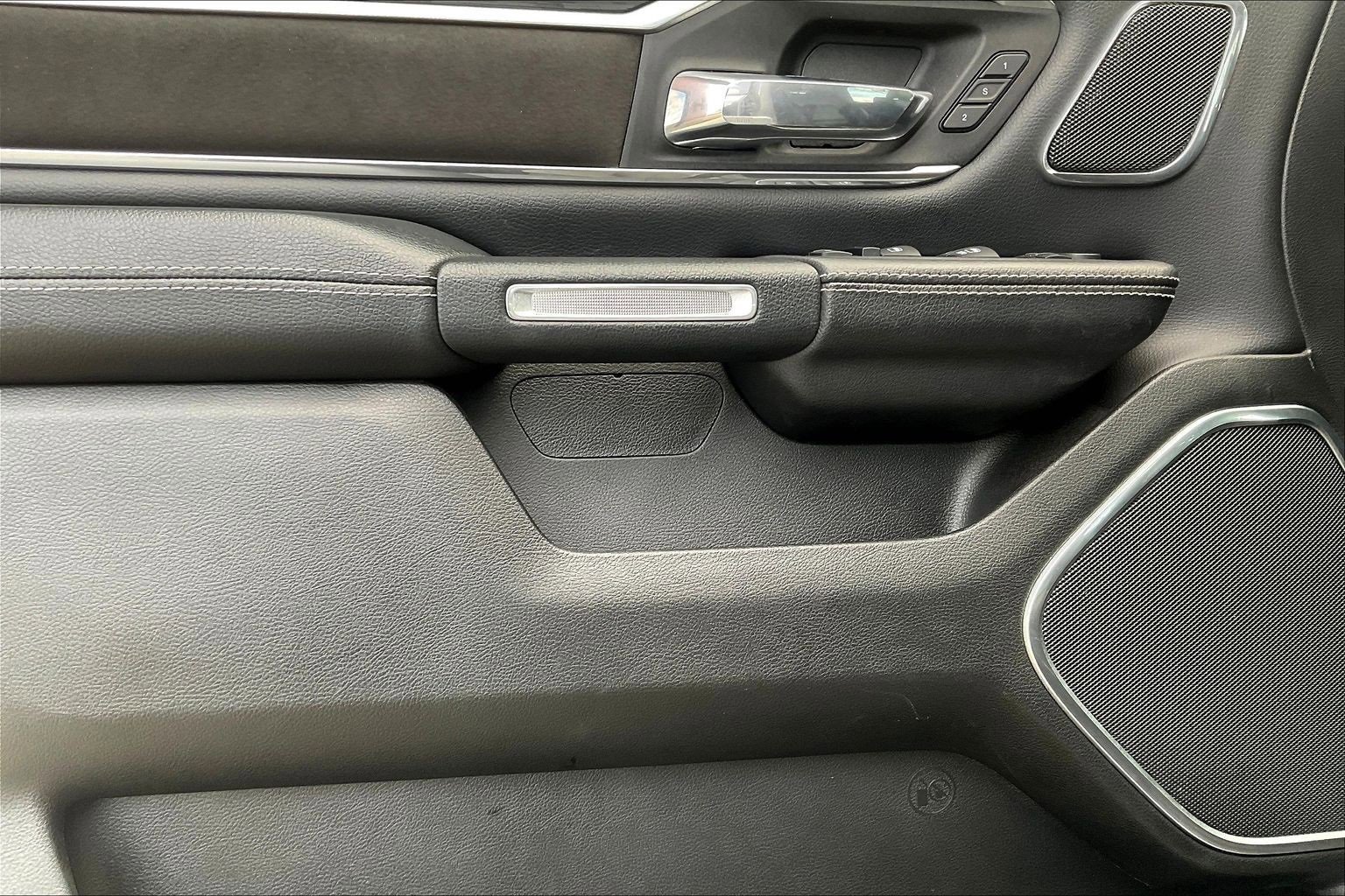 Used 2023 RAM 1500 Laramie image 15