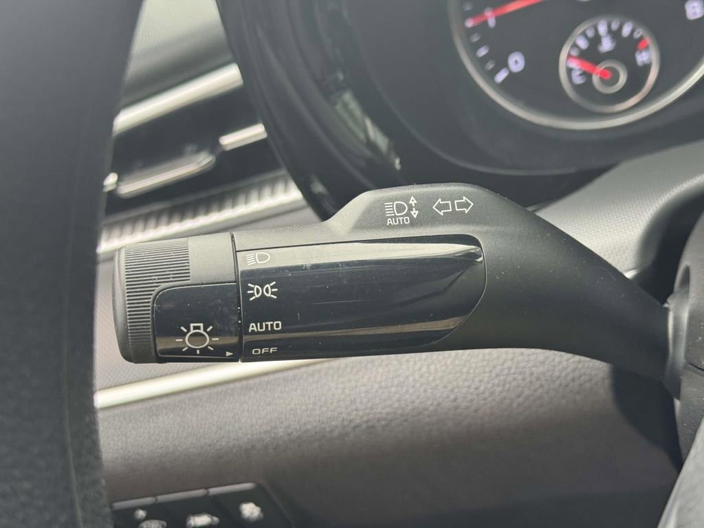 Used 2022 Kia K5 LXS FWD image 20