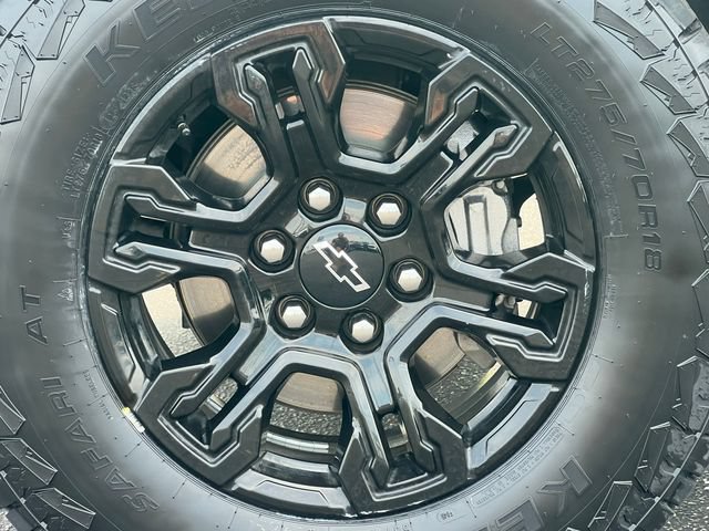Used 2023 Chevrolet Silverado 1500 ZR2 AWD/4WD image 13