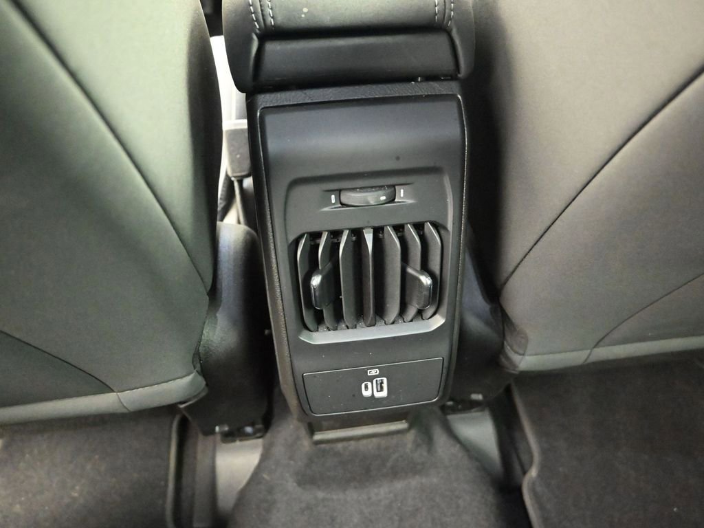 Used 2025 Alfa Romeo Tonale AWD/4WD image 19