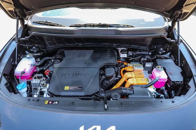 Certified 2025 Kia Niro EX FWD image 28