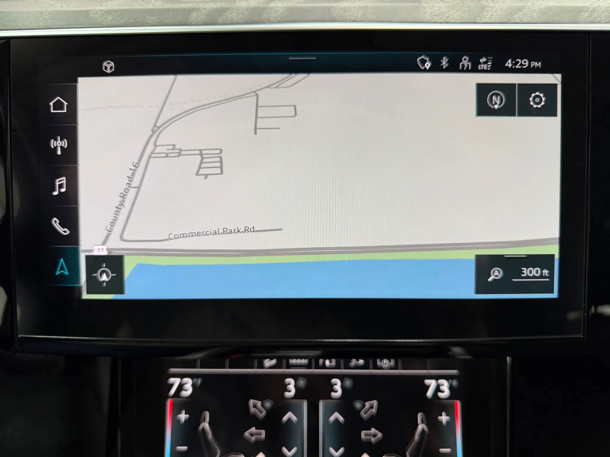 Used 2024 Audi Q8 e-tron Premium image 24