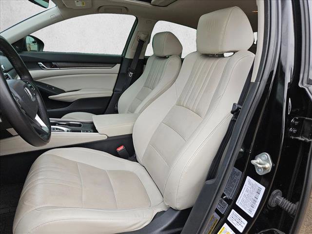 Used 2018 Honda Accord Touring image 19