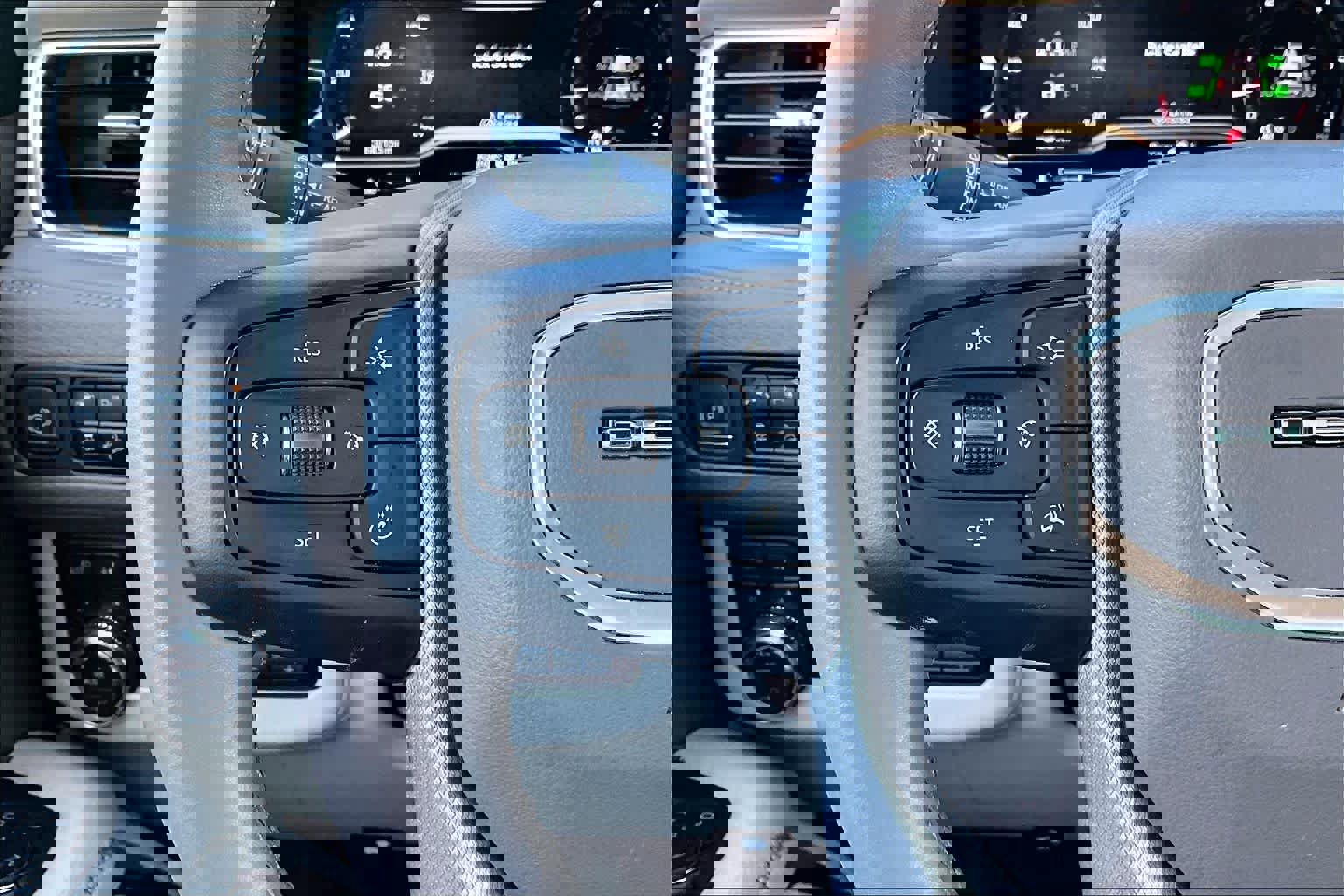 Used 2023 GMC Yukon Denali w/ Max Trailering Package image 21