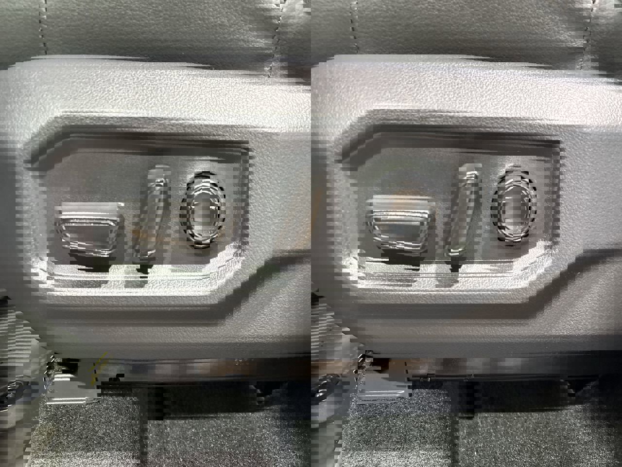 New 2026 Toyota Tundra Limited image 12