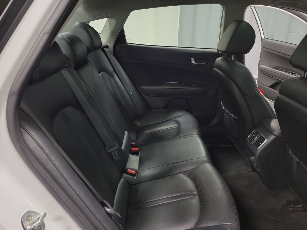 Used 2020 Kia Optima Premium image 22
