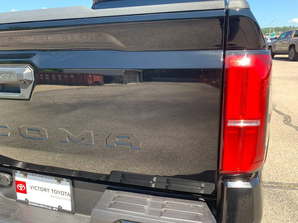 New 2026 Toyota Tacoma SR5 AWD/4WD image 31