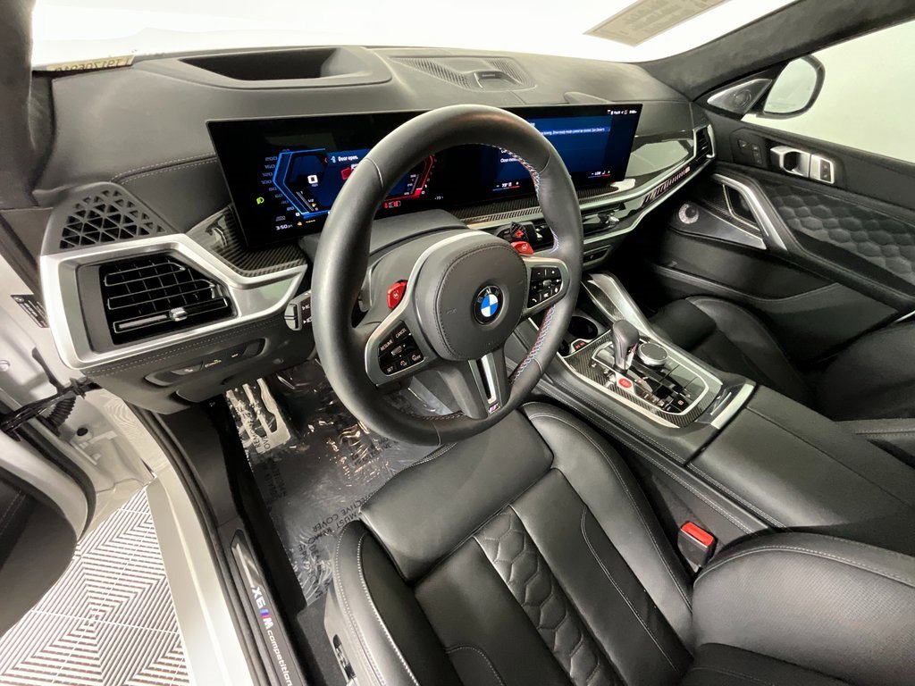 Used 2026 BMW X6 M Competition w/ Executive Package image 13