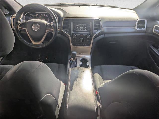 Used 2017 Jeep Grand Cherokee Laredo w/ Quick Order Package 2BE image 15