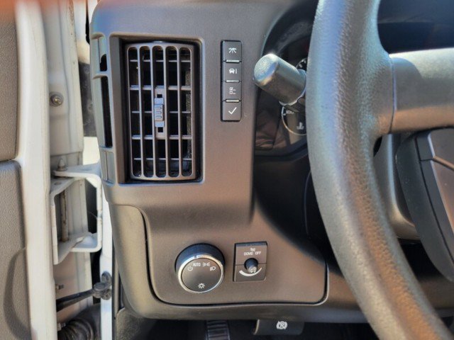 Used 2021 Chevrolet Express 3500 LT w/ LT Preferred Equipment Group RWD image 20