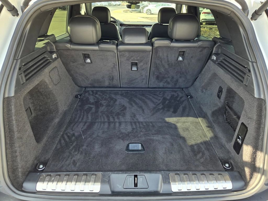 Used 2024 Land Rover Range Rover Sport Dynamic SE image 27