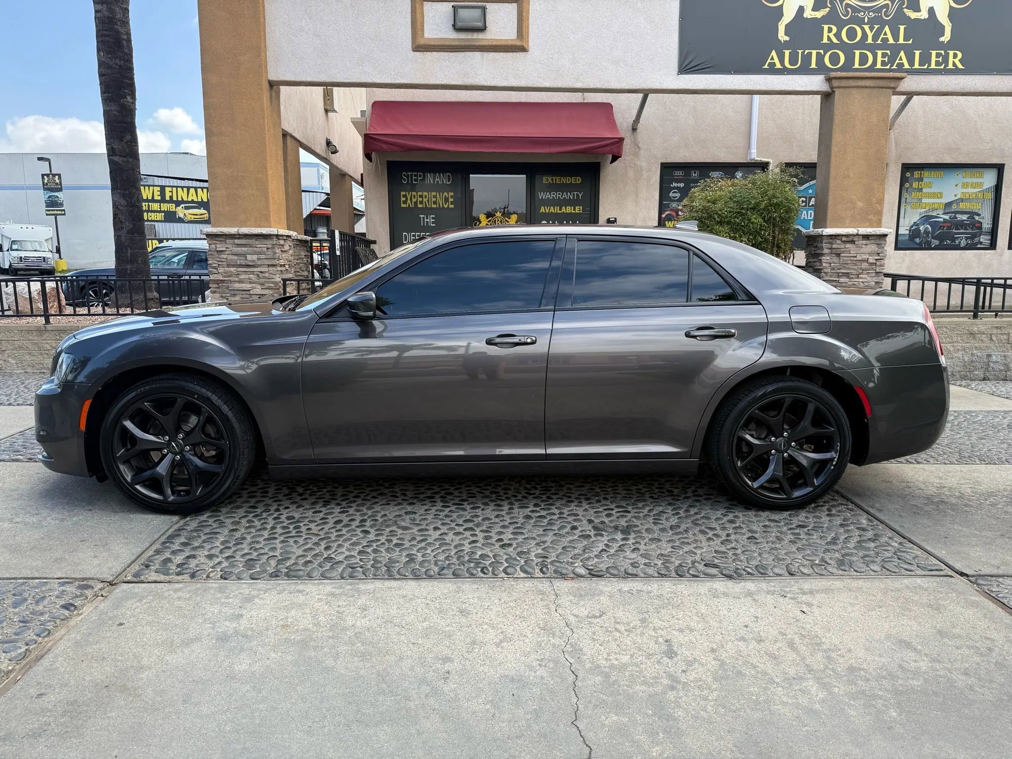Used 2021 Chrysler 300 S image 8