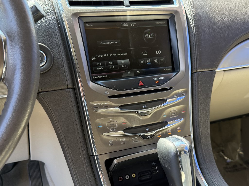 Used 2014 Lincoln MKX FWD image 29