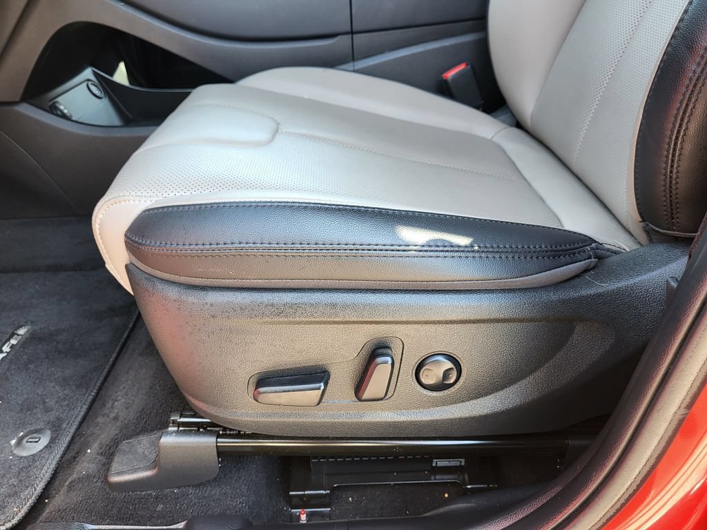 Used 2023 Hyundai Santa Fe SEL Premium w/ Cargo Package AWD/4WD image 27