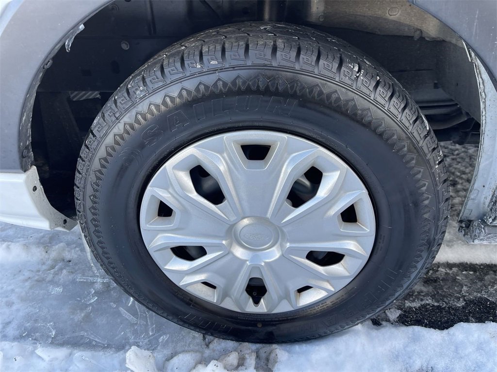 Used 2023 Ford Transit 350 XLT image 2