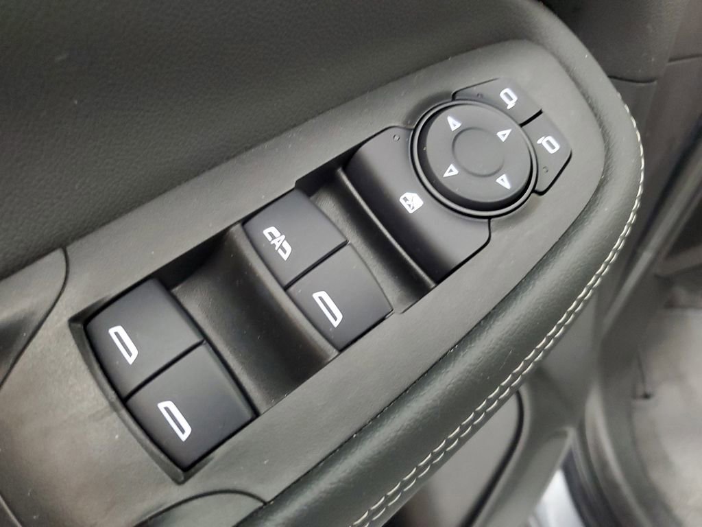 Used 2022 Buick Encore GX Preferred w/ Sport Touring Package image 18