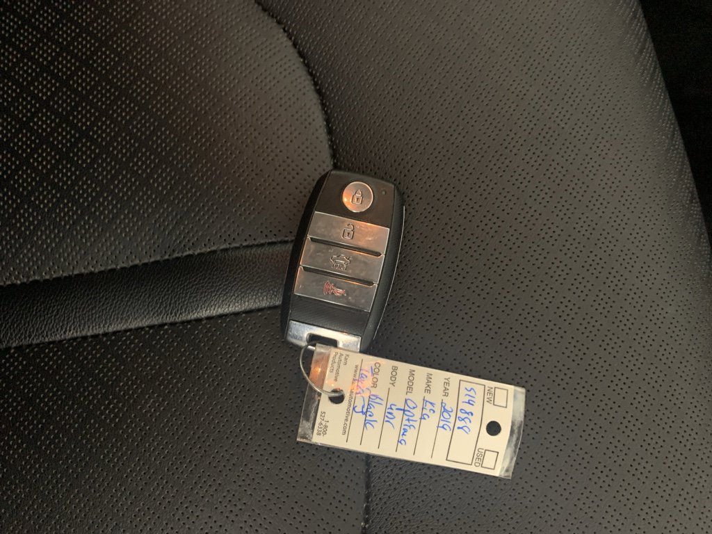 Used 2019 Kia Optima EX image 43