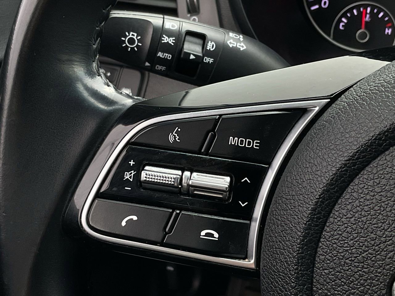 Used 2019 Kia Optima S image 22