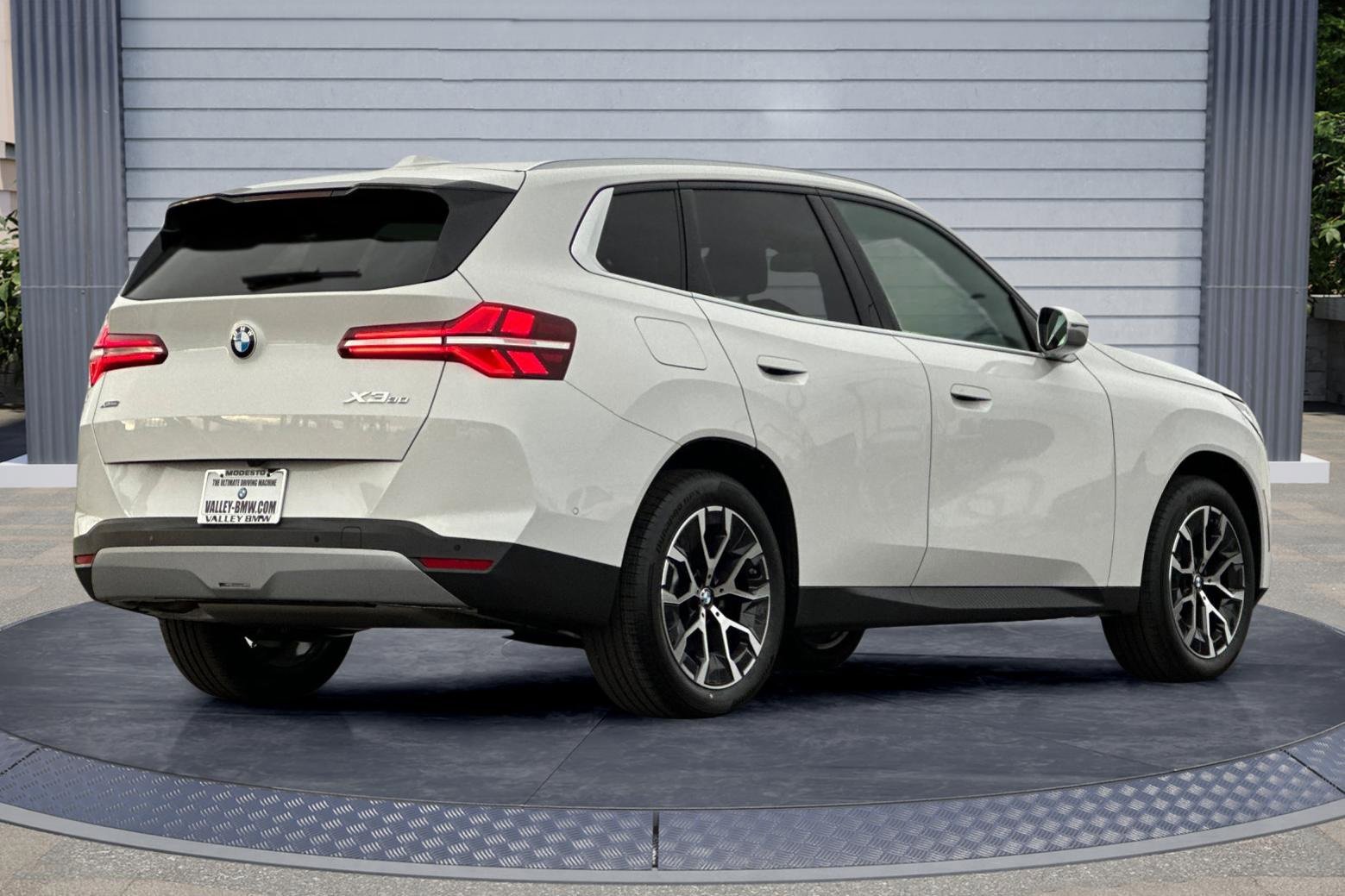 New 2026 BMW X3 xDrive30 w/ Convenience Package image 4