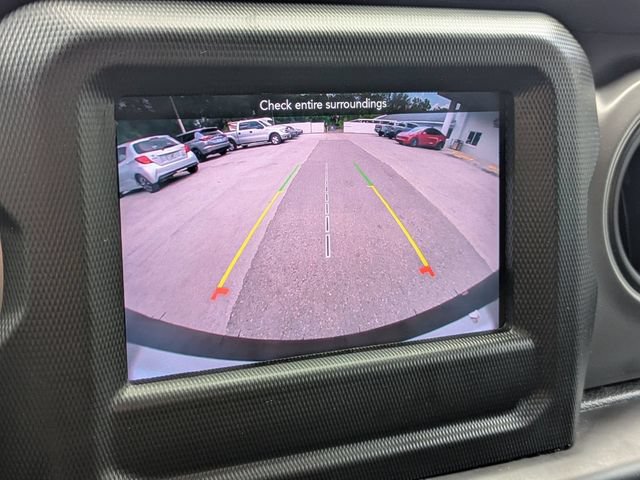 Used 2022 Jeep Wrangler Sport AWD/4WD image 19