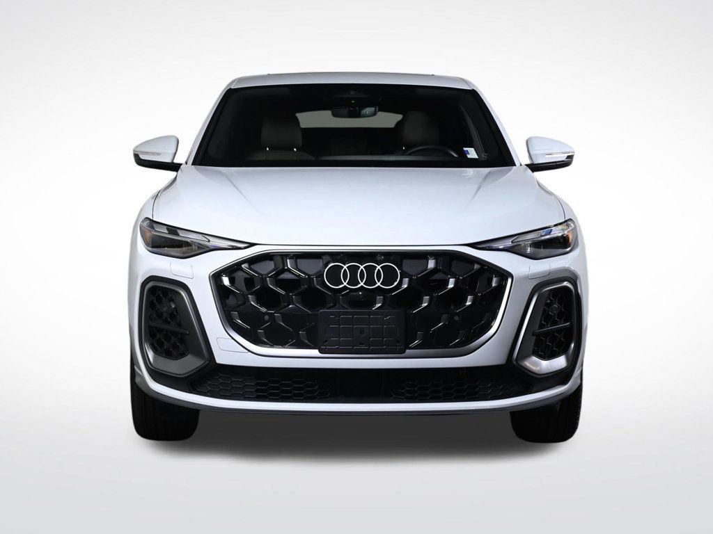 Used 2025 Audi Q5 Premium AWD/4WD image 8