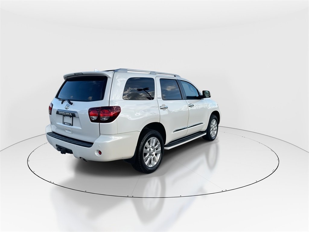 Used 2020 Toyota Sequoia Platinum image 8