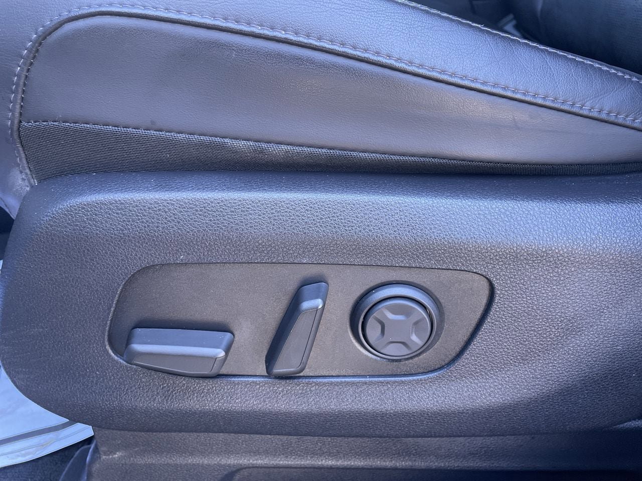 Certified 2024 Kia Carnival SX image 19
