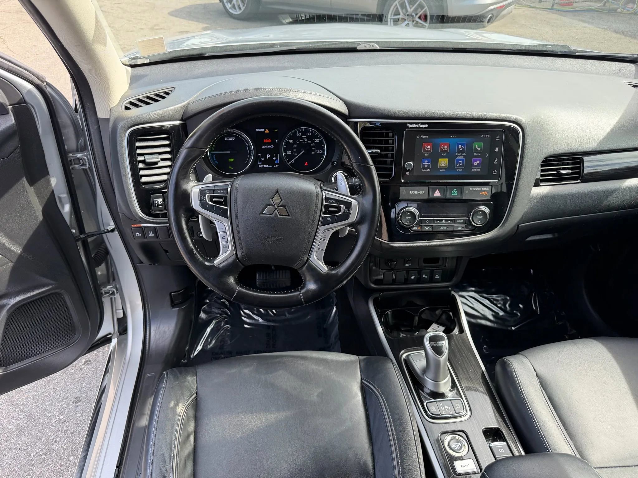 Used 2018 Mitsubishi Outlander GT AWD/4WD image 17