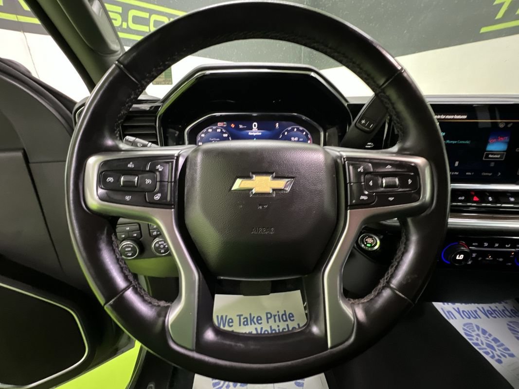 Used 2025 Chevrolet Silverado 3500 LT w/ Safety Package AWD/4WD image 21
