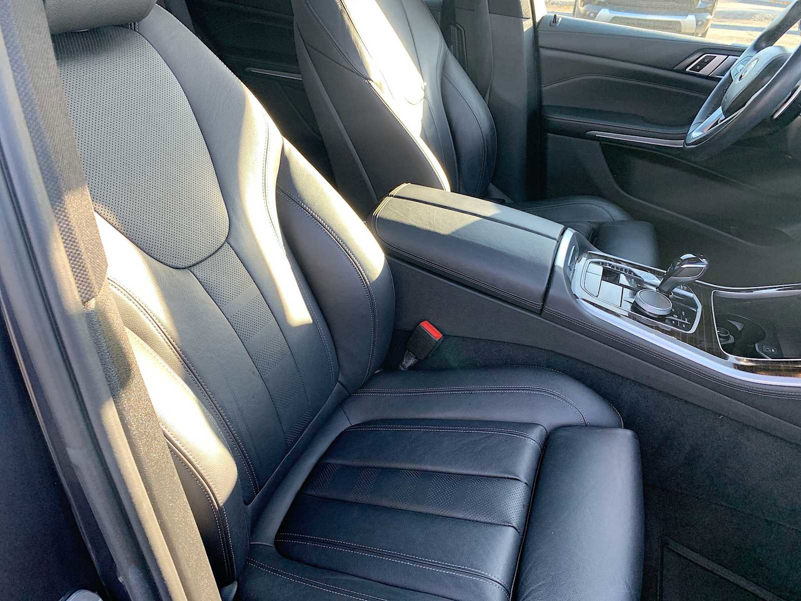 Used 2020 BMW X5 sDrive40i w/ Premium Package image 28