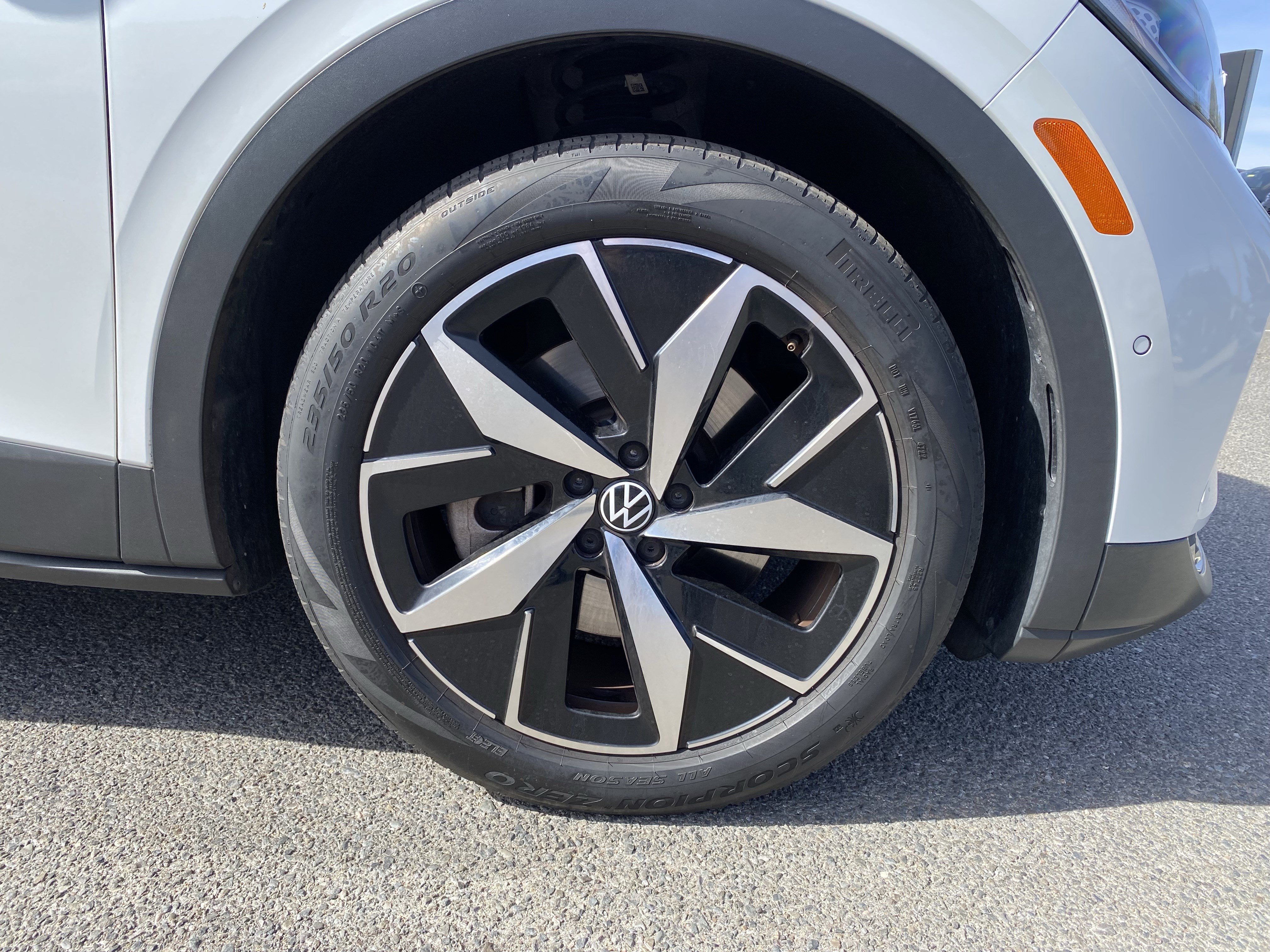 Used 2023 Volkswagen ID.4 Pro S image 10