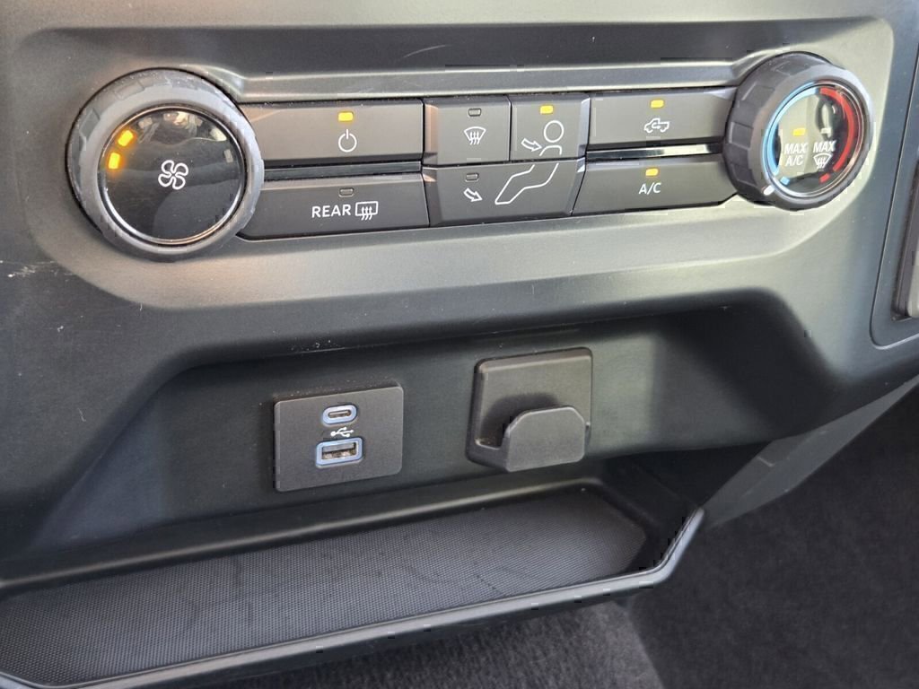 Used 2022 Ford F150 XLT w/ Trailer Tow Package AWD/4WD image 17