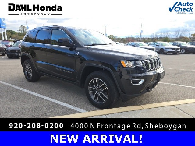 Used 2019 Jeep Grand Cherokee Laredo w/ 18" Wheel & 8.4" Radio Group