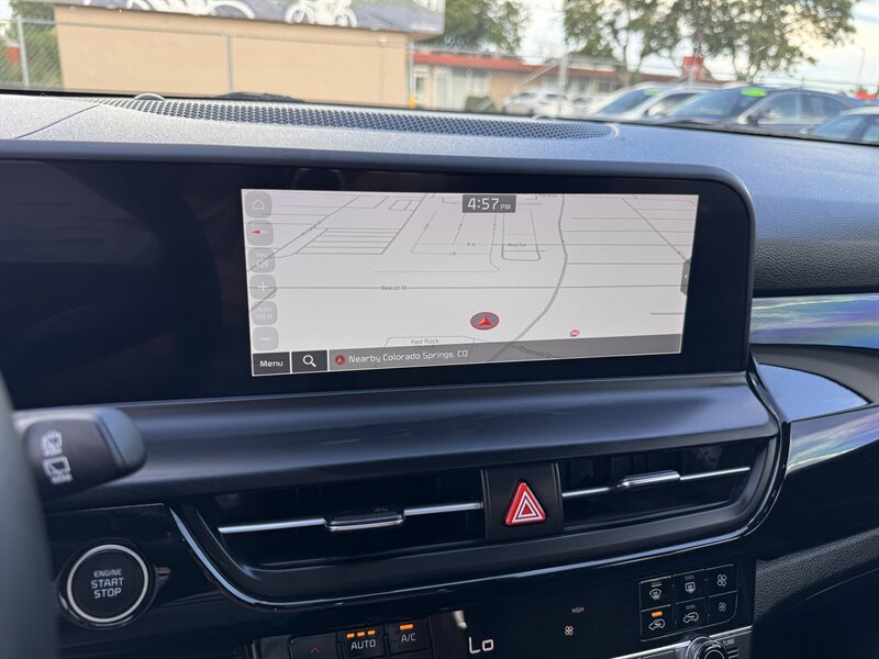 Used 2025 Kia Seltos S AWD/4WD image 19