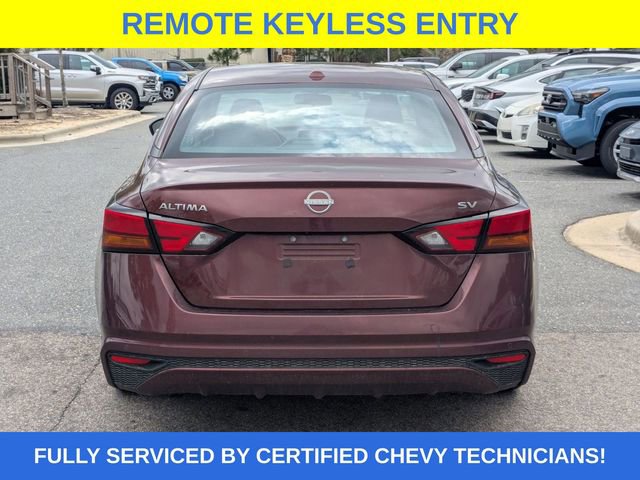 Used 2024 Nissan Altima 2.5 SV image 4