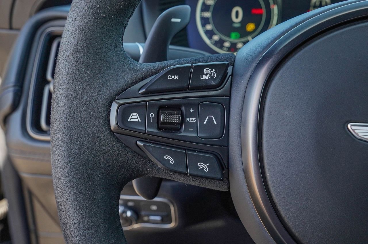 Used 2024 Aston Martin DBX 707 image 22