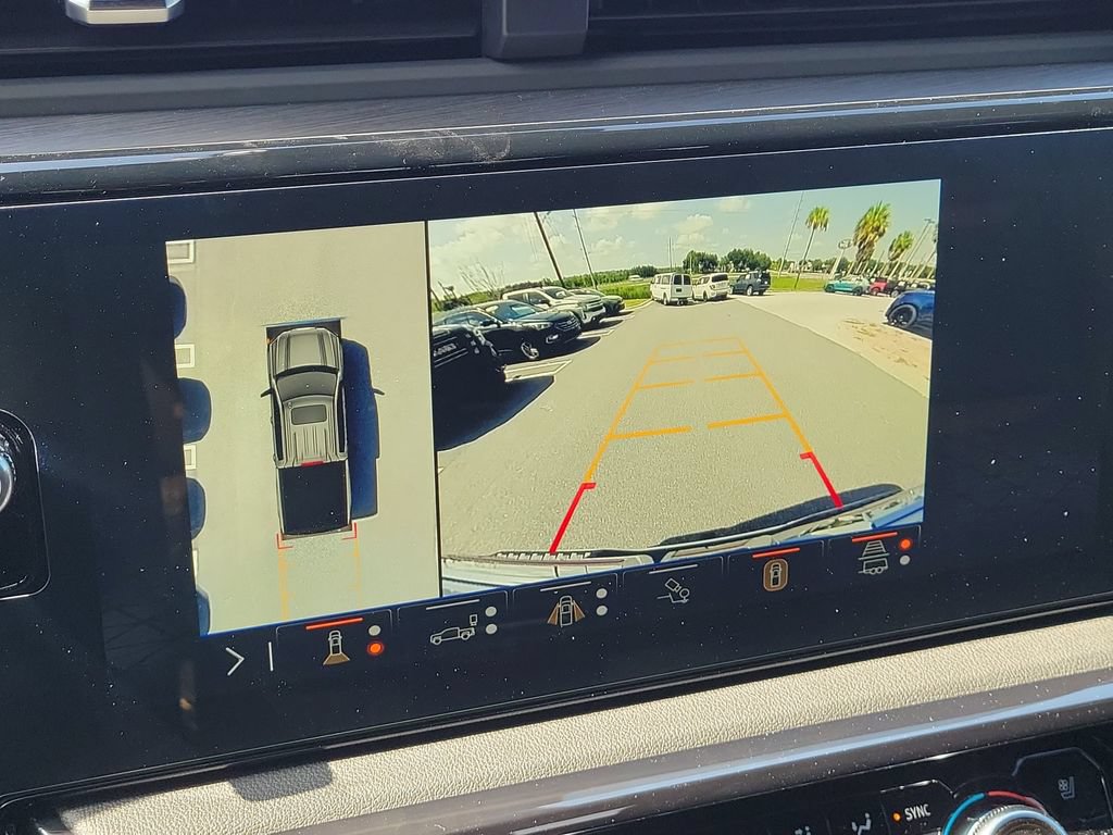 Used 2024 GMC Sierra 1500 AT4 w/ Technology Package AWD/4WD image 21