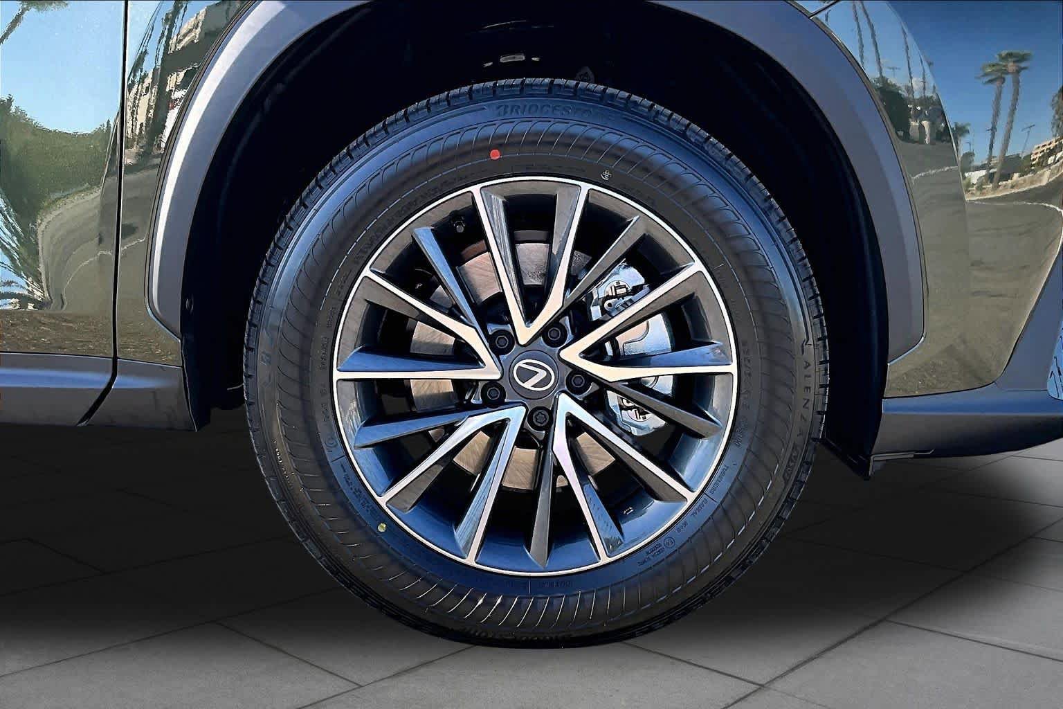 New 2026 Lexus NX 350h AWD w/ Premium Package image 9