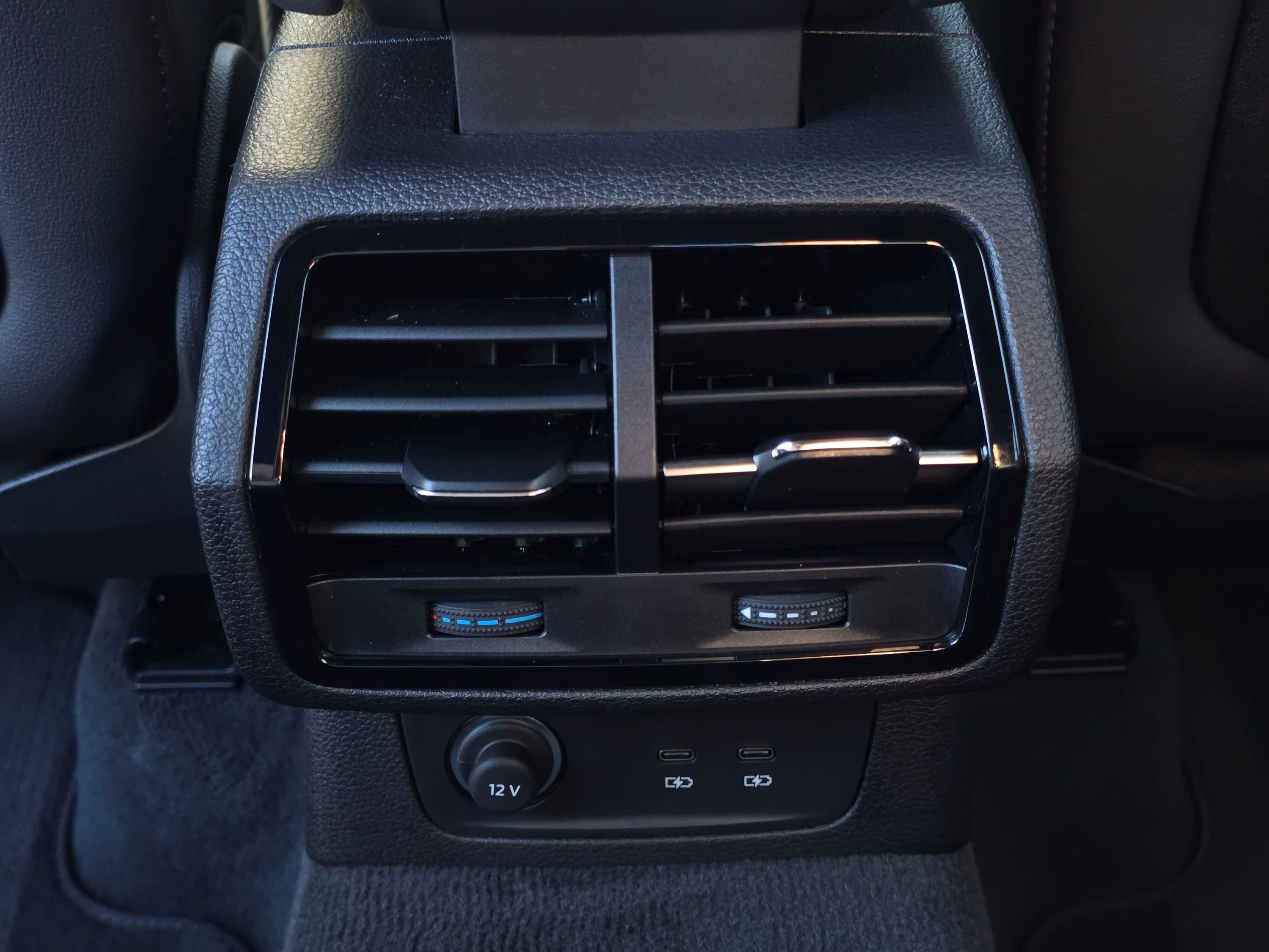 Certified 2025 Audi Q3 2.0T Premium Plus w/ Premium Plus Package image 18