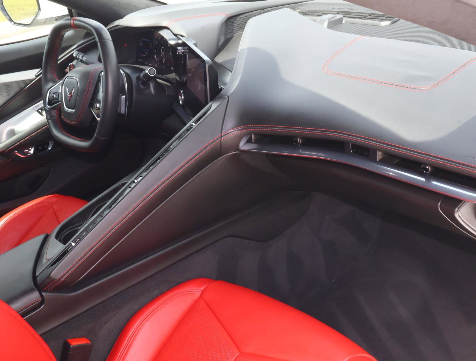 Used 2020 Chevrolet Corvette Stingray Premium Cpe w/ 3LT Preferred Equipment Group image 19