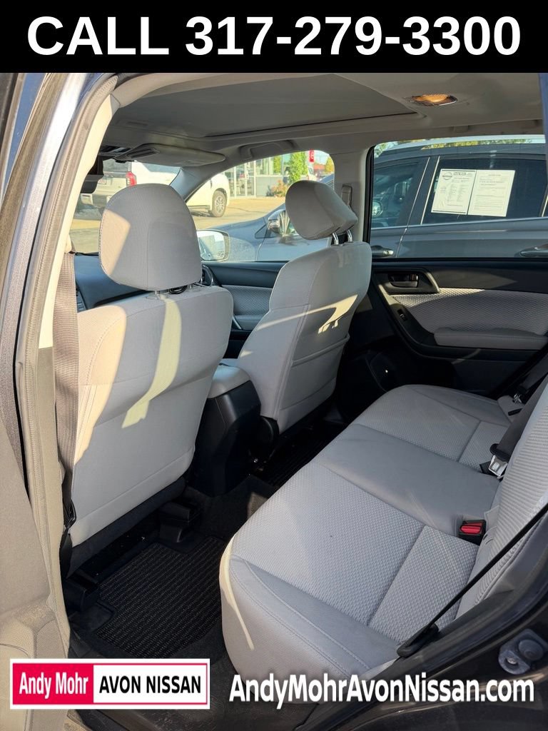 Used 2018 Subaru Forester 2.5i Premium w/ All-Weather Package AWD/4WD image 10