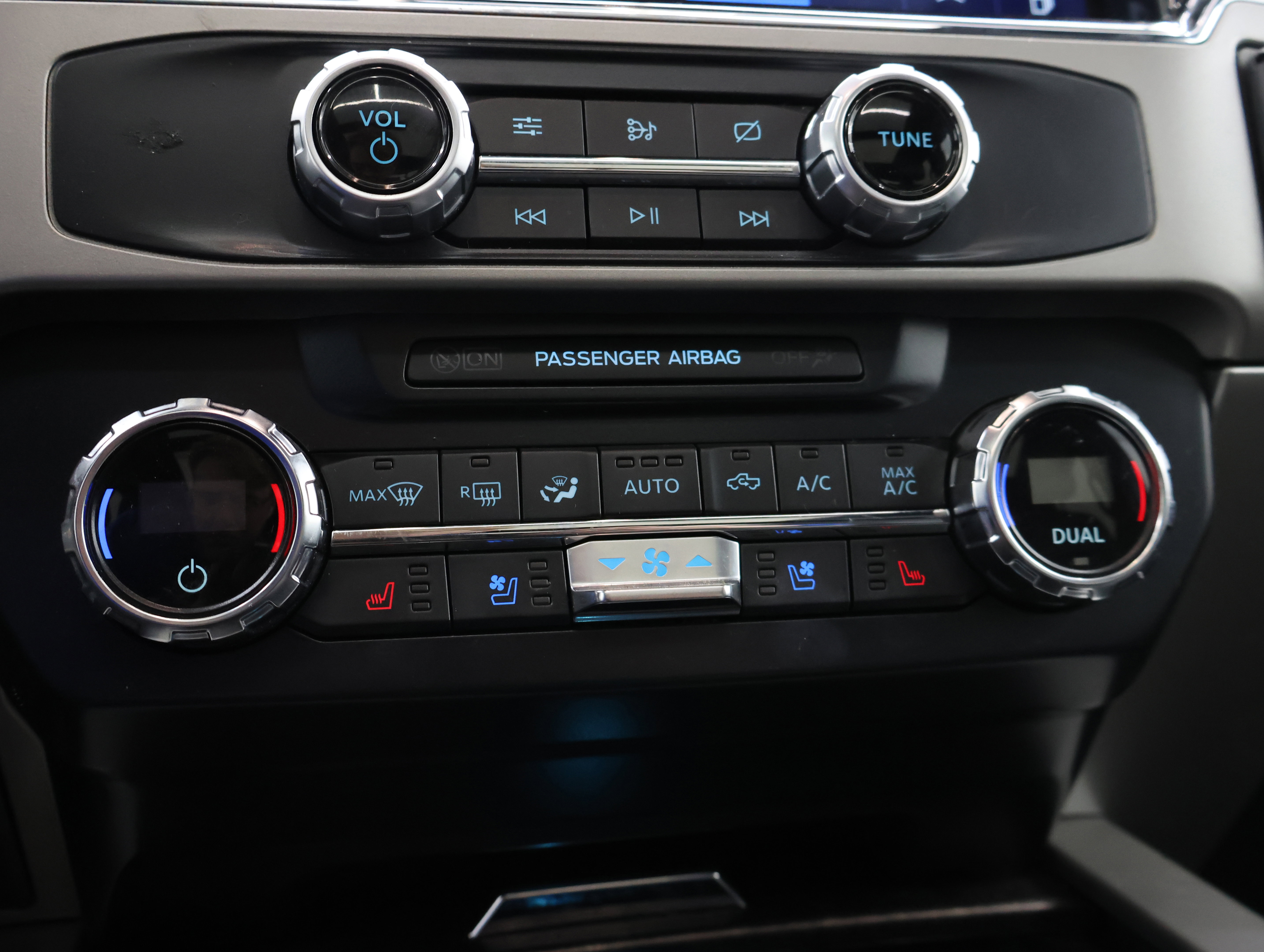 Used 2022 Ford F450 Lariat w/ Lariat Ultimate Package AWD/4WD image 59