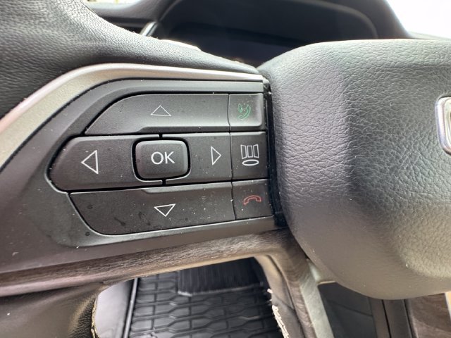 Used 2021 Jeep Grand Cherokee L Limited AWD/4WD image 31