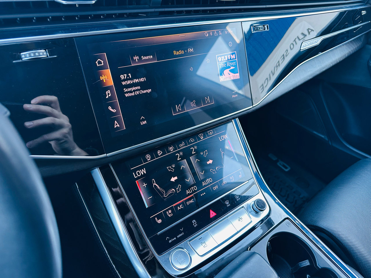 Used 2019 Audi Q8 Prestige image 29