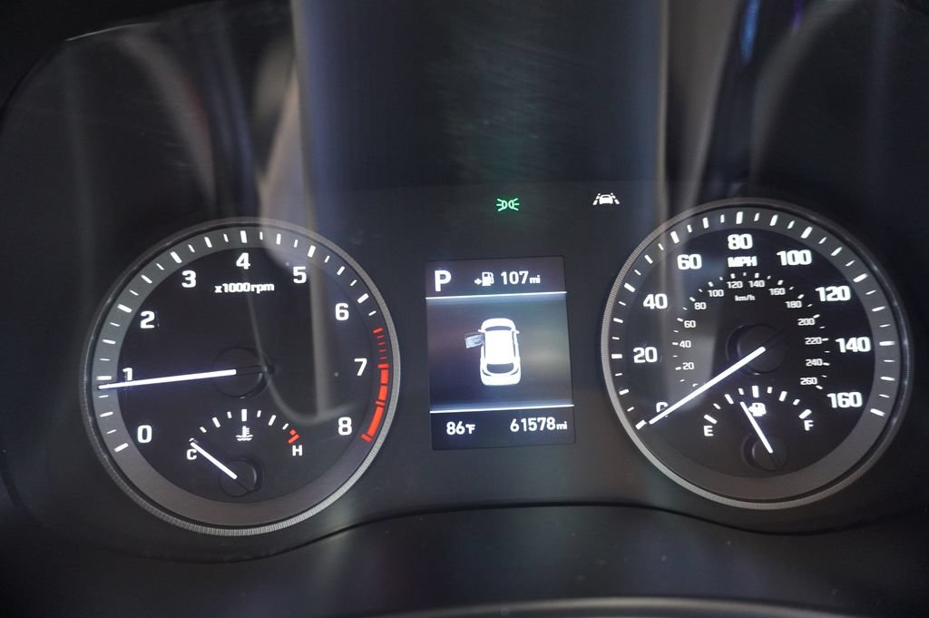 Used 2021 Hyundai Tucson Value w/ Winter Weather Package FWD image 9