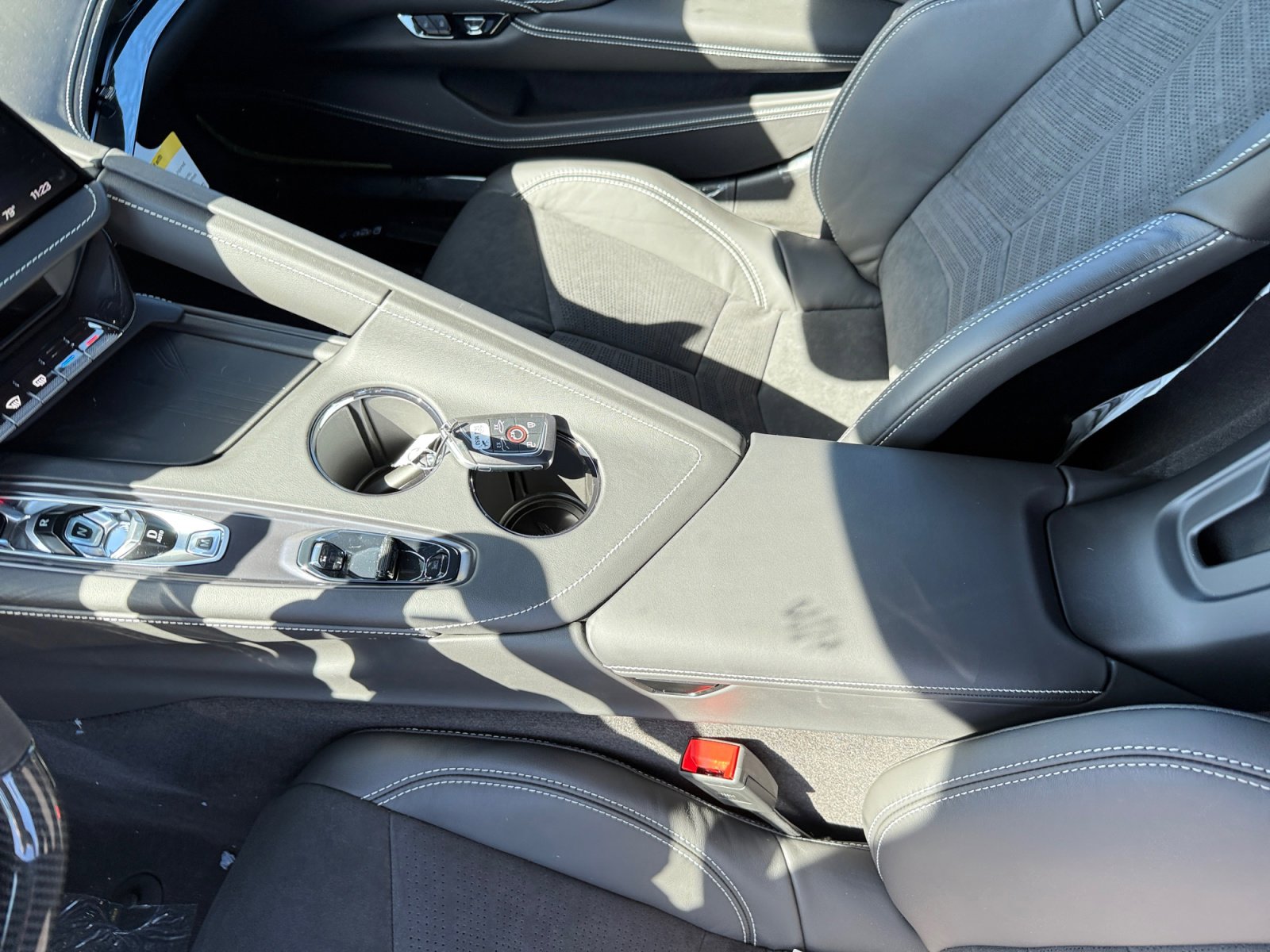 New 2026 Chevrolet Corvette Z06 w/ Stealth Interior Trim Package image 14